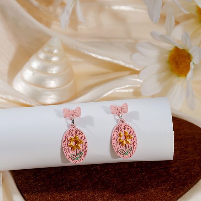 Flower Stud Earring / Drop Earring