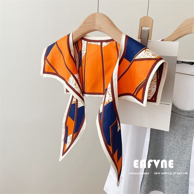 Decorative Print Collar