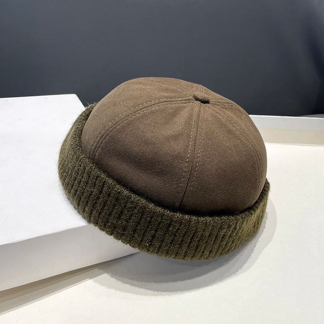Plain Hat Docker