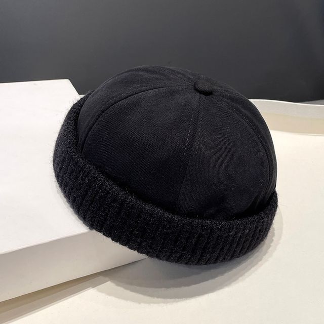 Plain Hat Docker