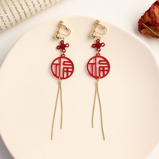 Clip-On Earring Fringed / Chinese Characters