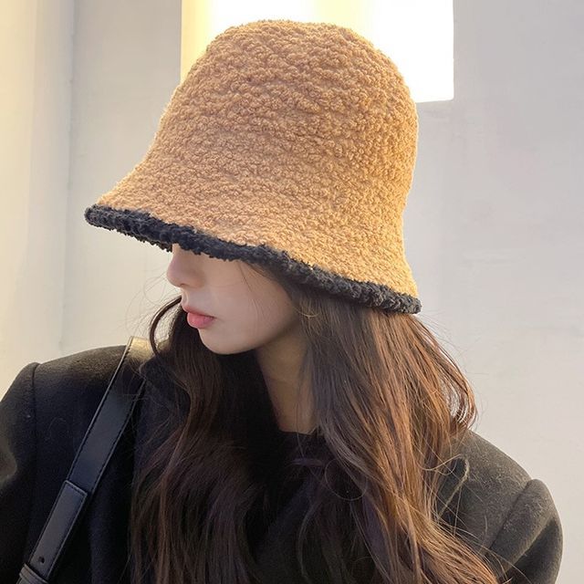 Trim Contrast Bucket Shearling Faux Hat