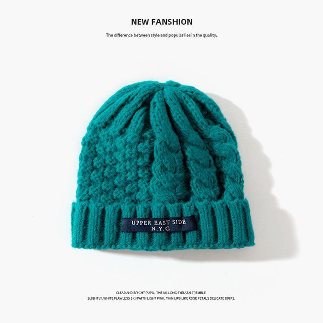 Beanie Lettering Applique Knit