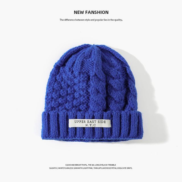 Beanie Lettering Applique Knit