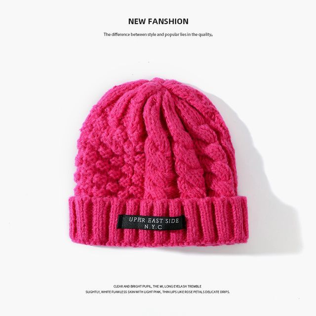 Beanie Lettering Applique Knit