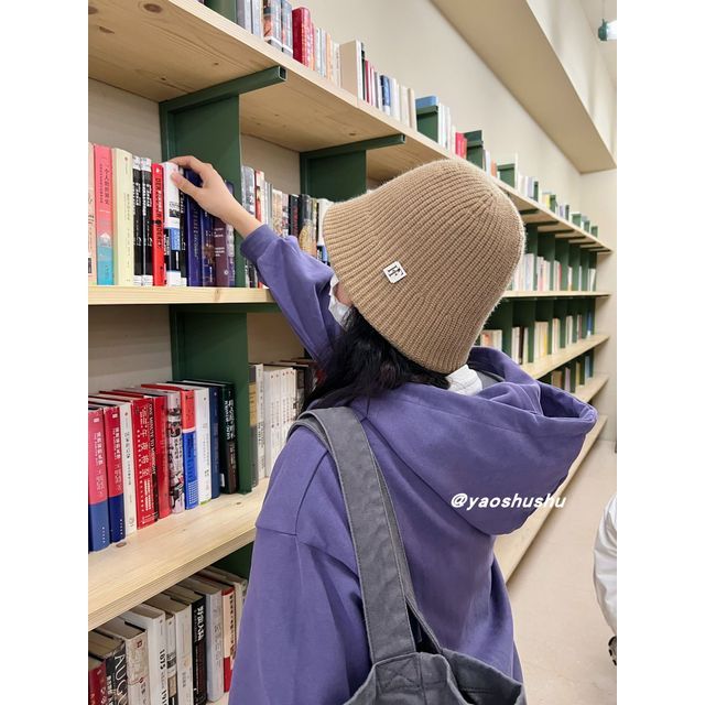 Knit Bucket Applique Hat