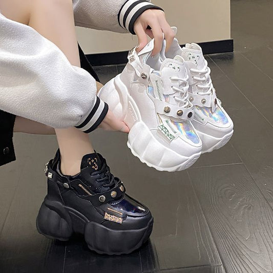 Sneakers Studded Platform