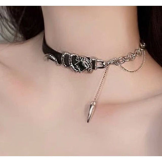 / Bracelet Chained Leather Choker Faux