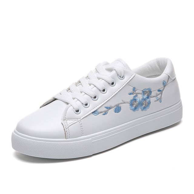 Sneakers Embroidered Floral Lace-Up