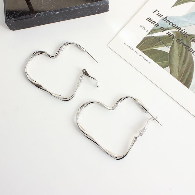 Earring Clip-On / Heart Hoop