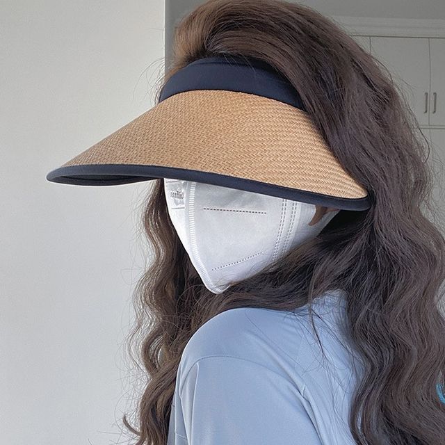 Straw Panel Visor