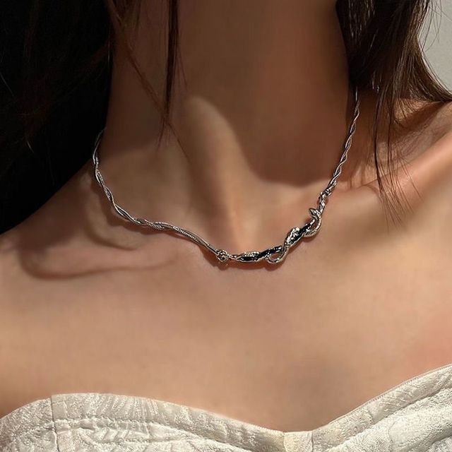 Necklace Snake