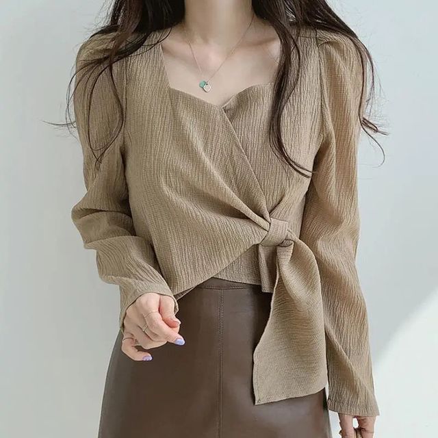 Blouse Puff-Sleeve Sweetheart-Neckline Tie-Side Plain
