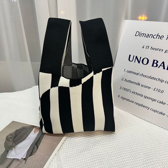 Patterned Tote Knit Bag