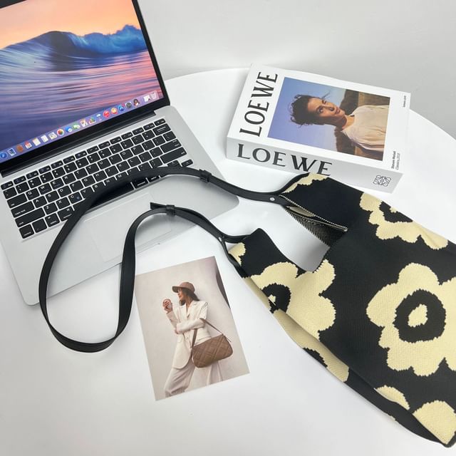 Patterned Tote Knit Bag