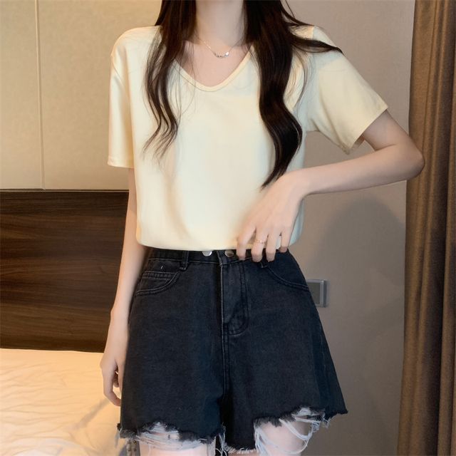 V-Neck Short-Sleeve T-Shirt Plain