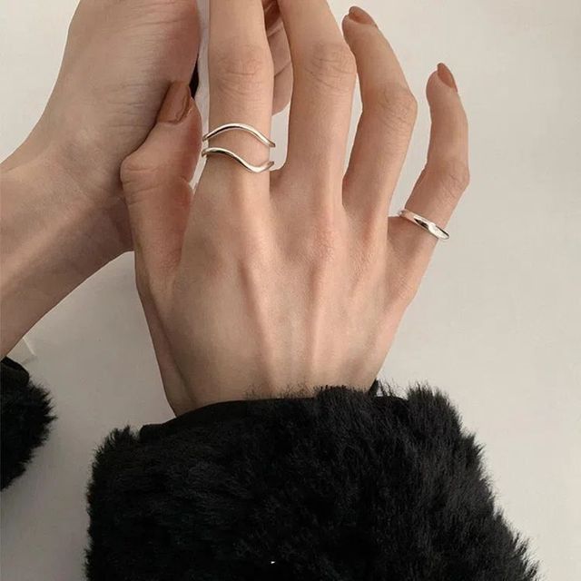 / Ring Alloy Wavy Open Layered Geometric