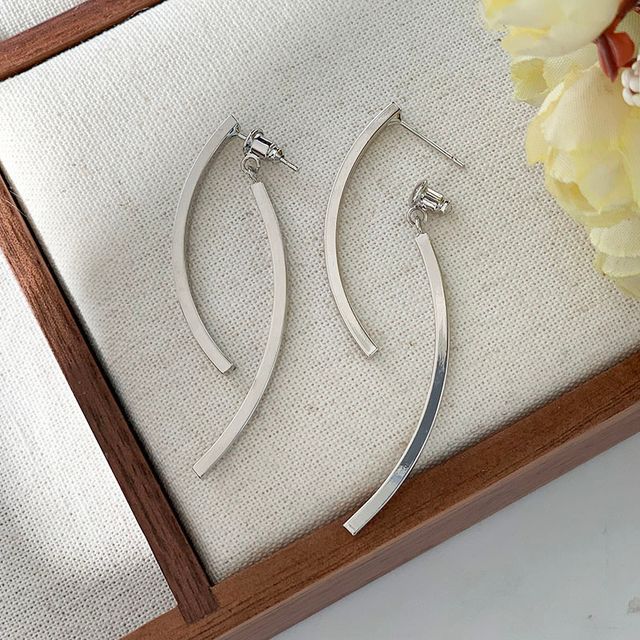 Curve Fringed Alloy Earring
