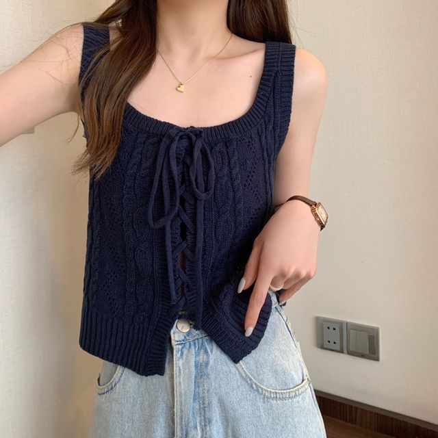 Lace-Up Cable-Knit Knit Vest