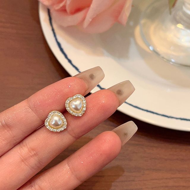 Pearl Rhinestone Stud / Earring Heart Clip-On Faux