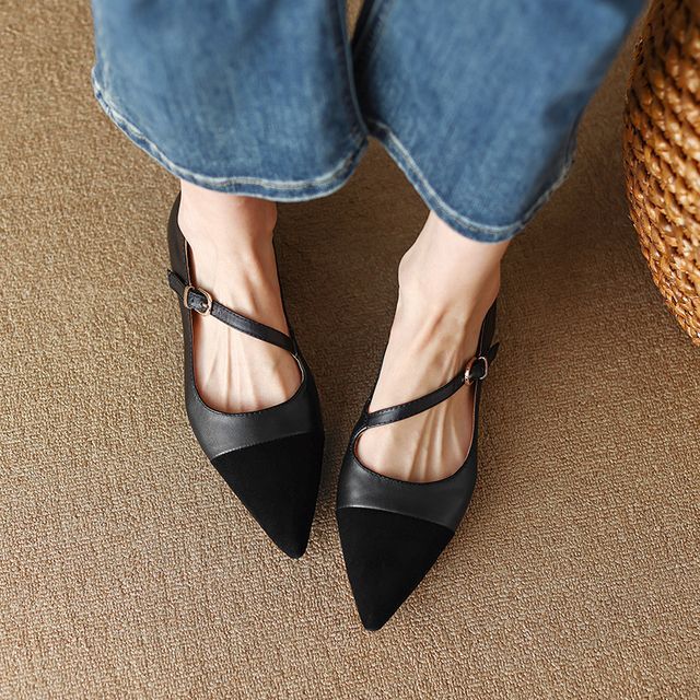 Flats Buckled Pointed Strap
