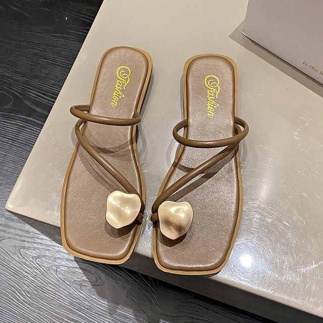 Toe Slide Loop Sandals
