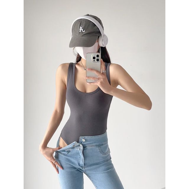 Scoop Bodysuit Neck Top Plain Sleeveless