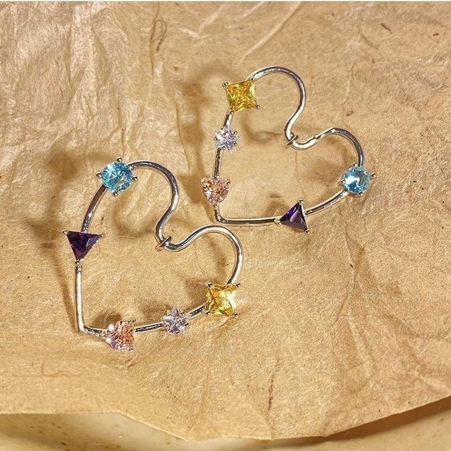 Heart Alloy Rhinestone Stud Earring