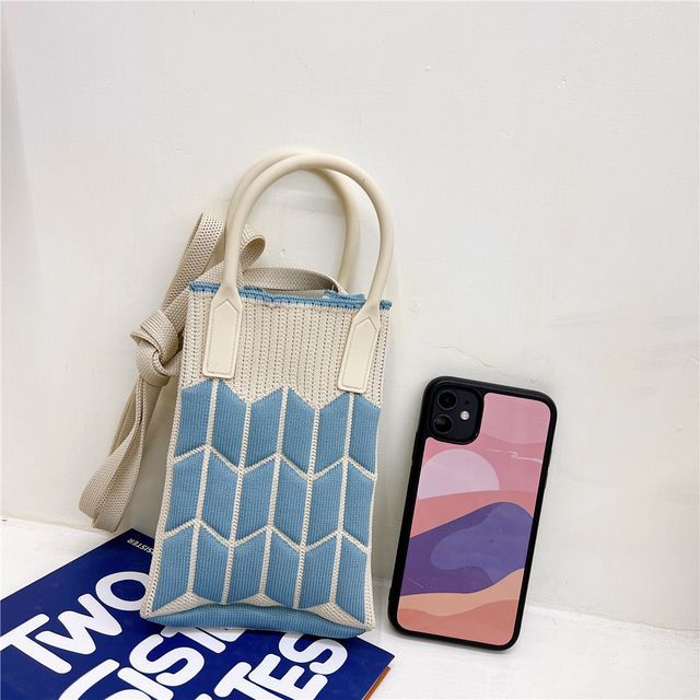 Patterned Knit Mobile Phone Crossbody Bag