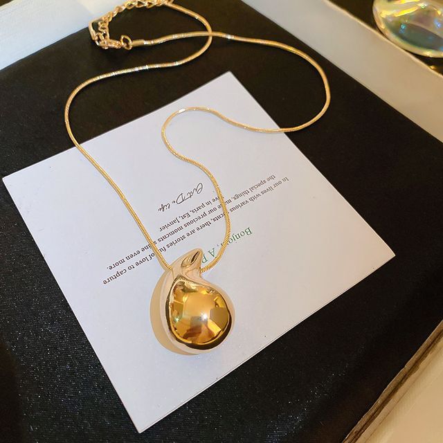 Stud Ear Waterdrop / Necklace