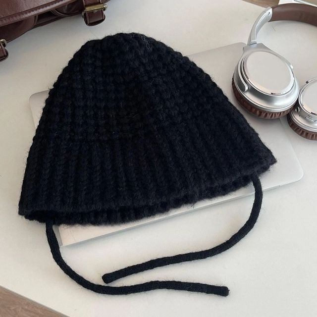 Plain Knit Cloche Hat