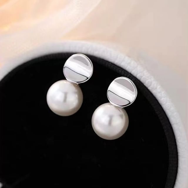 Faux Pearl Alloy Drop Earring