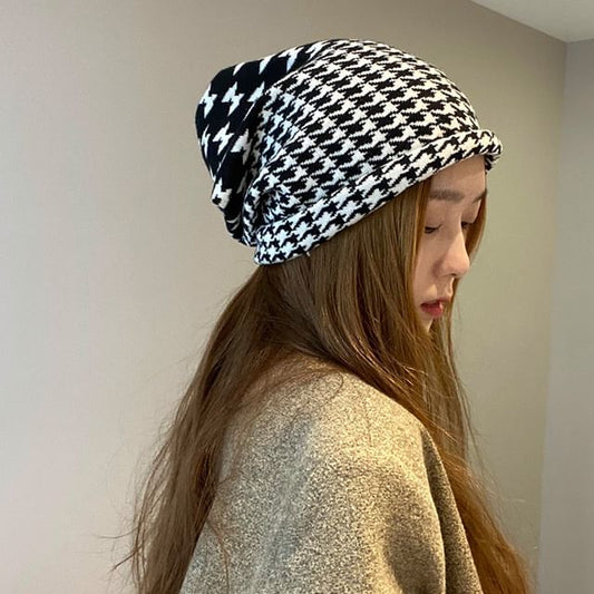 Houndstooth Beanie Multi-Way Scarf / Knit