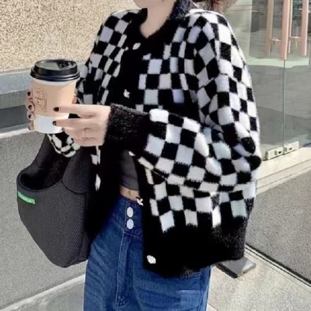 Checkerboard Crew Cardigan Neck