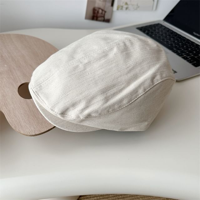 Plain Cap Flat