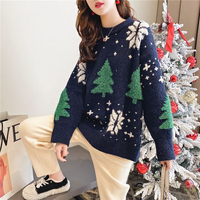 Crew Sweater Neck Tree Jacquard Christmas