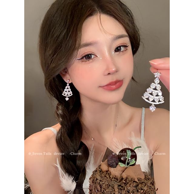 Snowflake Chandelier Set Christmas Tree Earring Bracelet Choker / Drop Fluffy