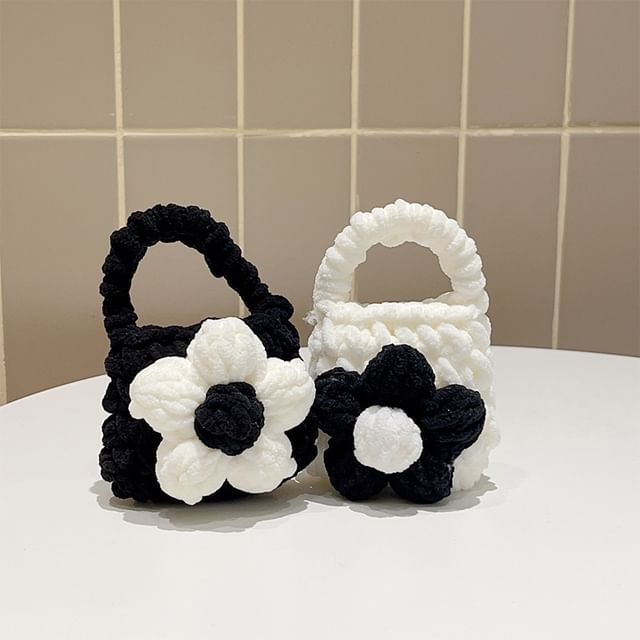 Floral / Pro Yarn Case AirPods Earphone Skin