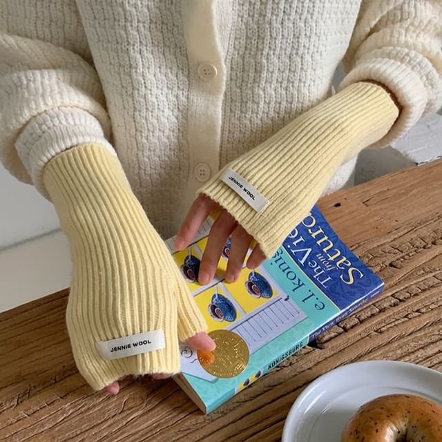 Knit Plain Ribbed Fingerless Gloves
