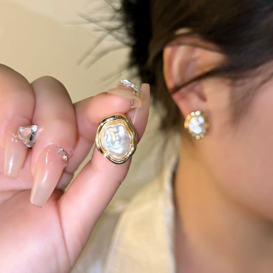 Stud Pearl Faux Ear Irregular