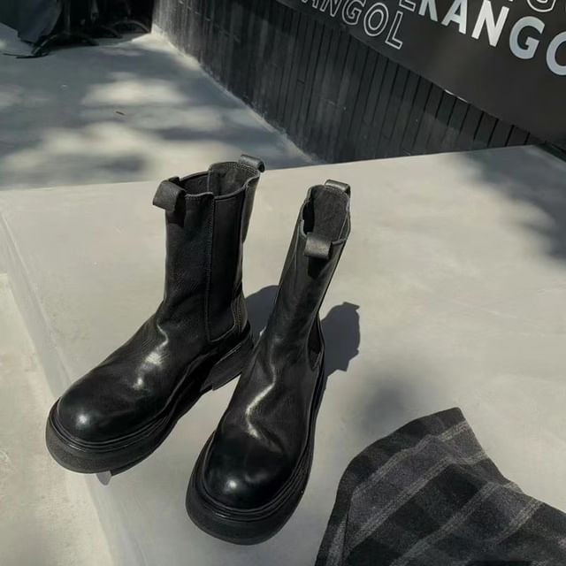 Chelsea Faux Boots Leather Short