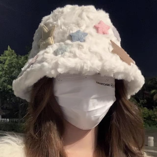 Hat Applique Bucket Fleece Star