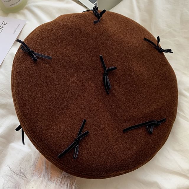 Bow Accent Beret