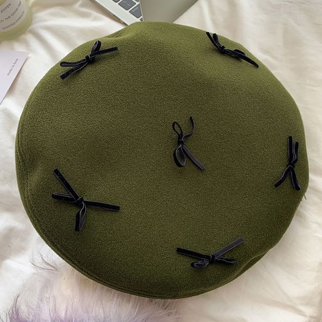 Bow Accent Beret