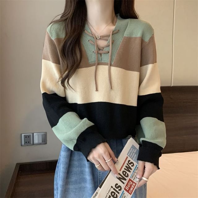 Color V-Neck Lace-Up Block Sweater