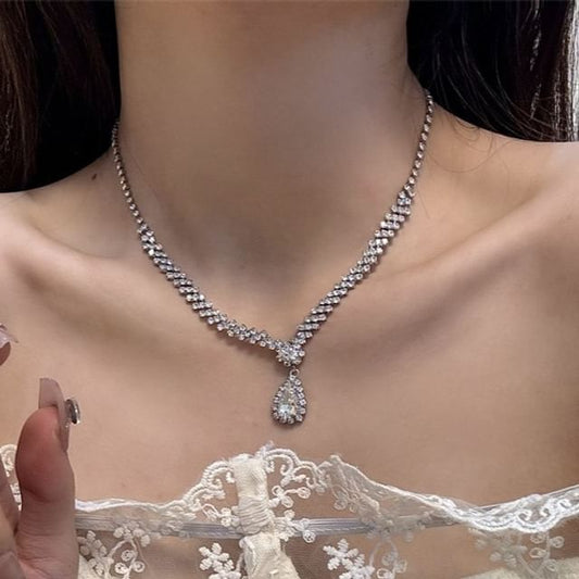 Rhinestone Necklace Drop