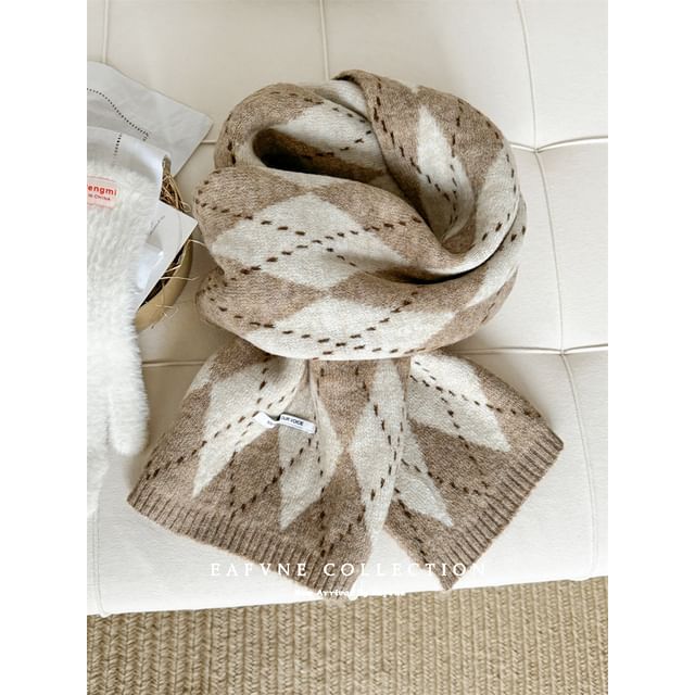 Knit Argyle Scarf