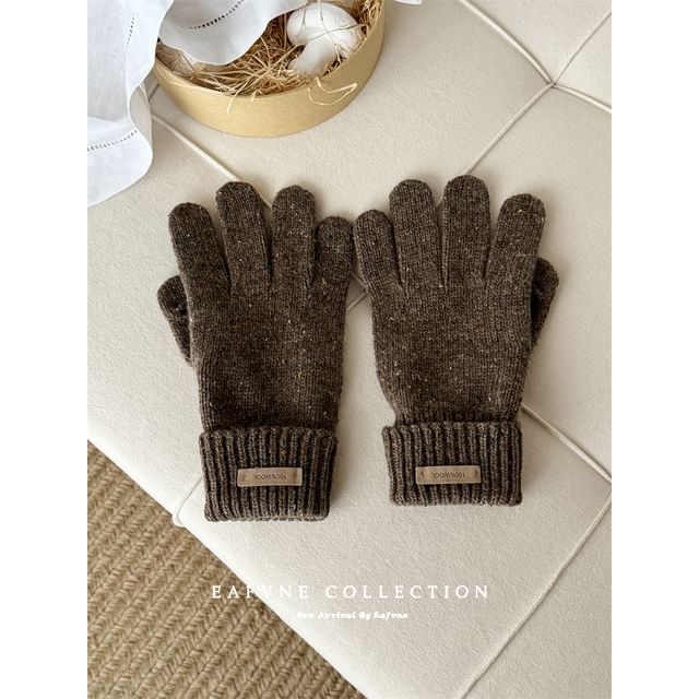 Wool Knit Applique Gloves Lettering Touchscreen