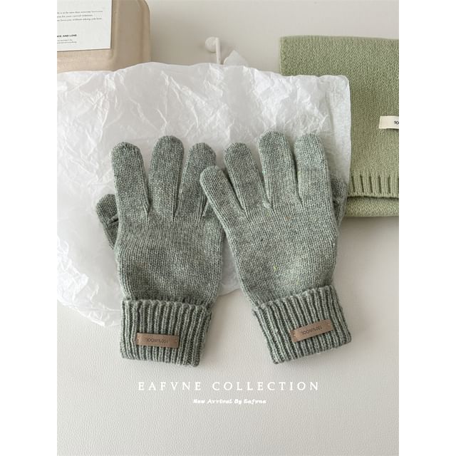 Wool Knit Applique Gloves Lettering Touchscreen