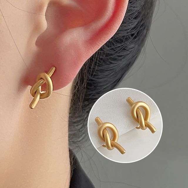 Clip-On Earring Knot